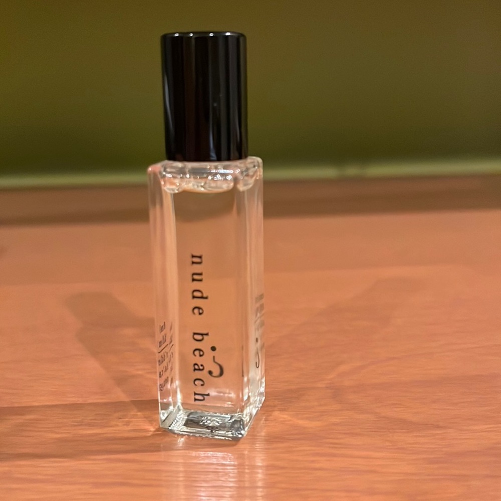 Riddle Oil Nude Beach full size roll on